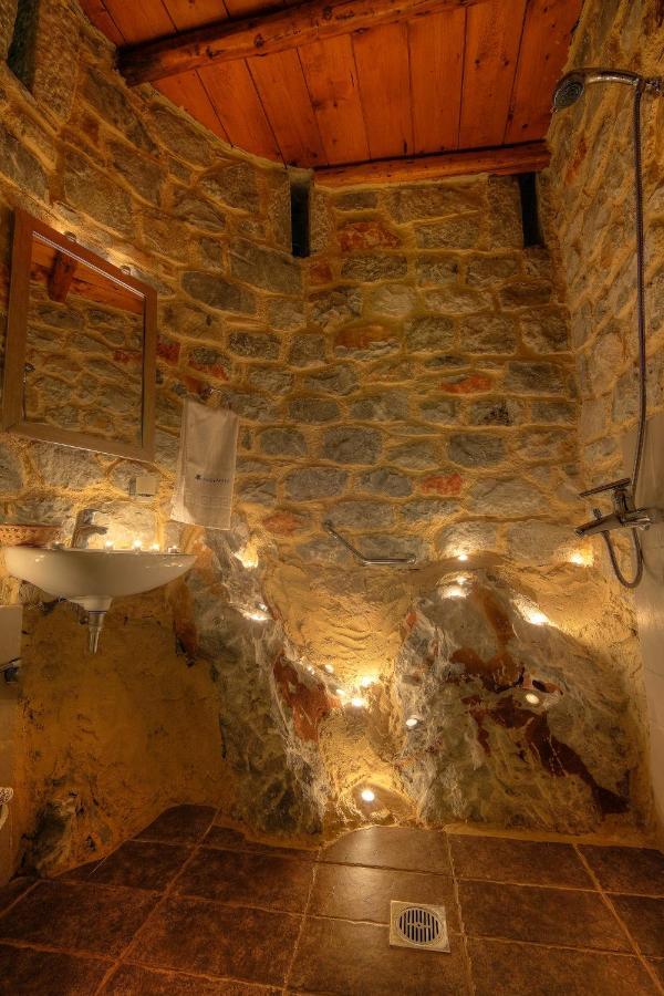 Achelatis Traditional Guest Houses Areopoli Eksteriør billede