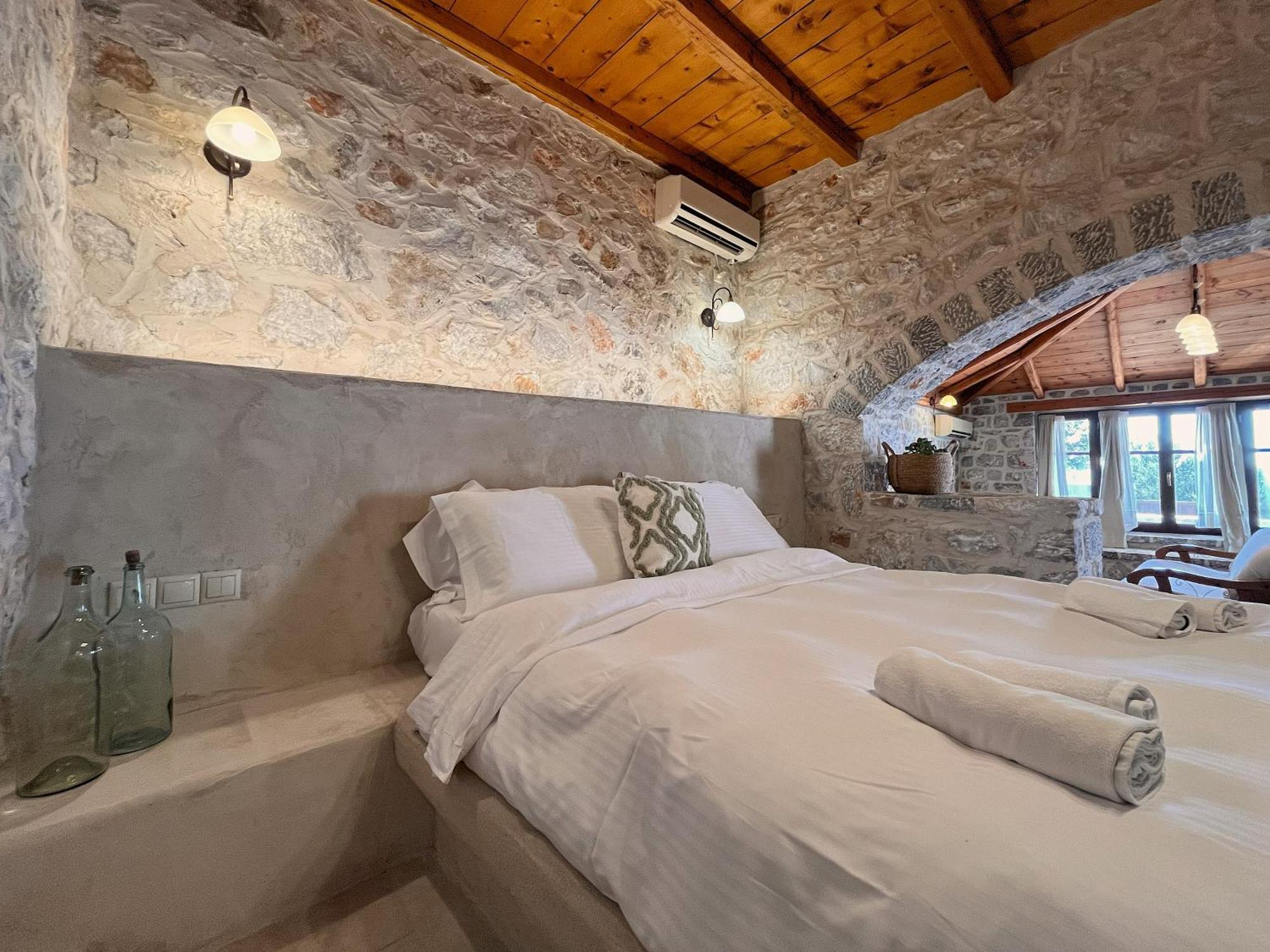 Achelatis Traditional Guest Houses Areopoli Eksteriør billede