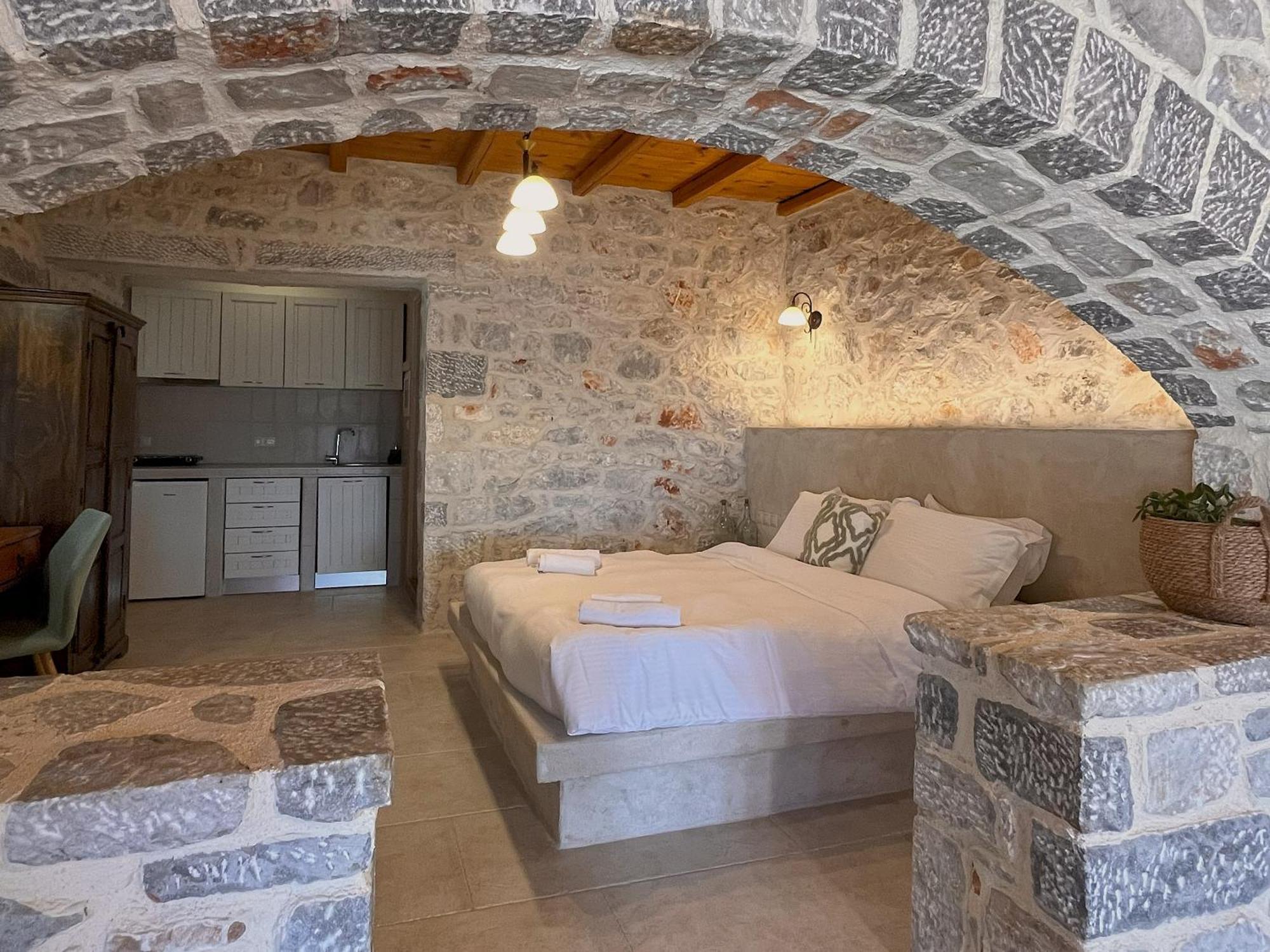 Achelatis Traditional Guest Houses Areopoli Eksteriør billede